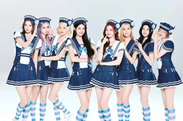 Hearts2Hearts group concept image