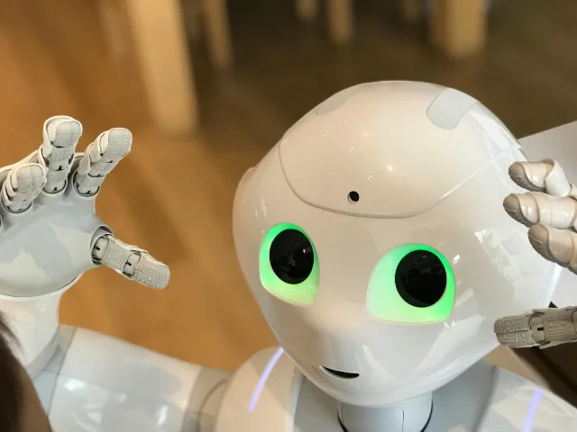 未来感人形机器人特写
