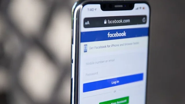 Facebook AI Mode 报道配图