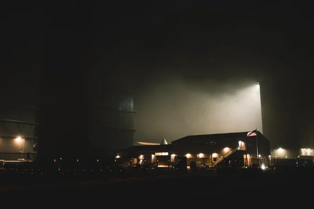 SpaceX Starbase 夜景