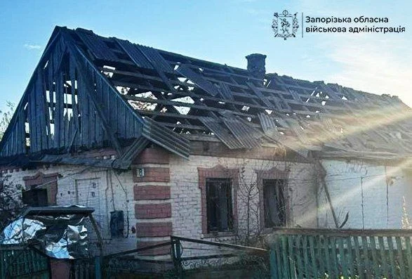 乌克兰 Zaporizhzhia 州遭攻击后的民居损毁现场,停火期间俄军攻击造成五州平民伤亡