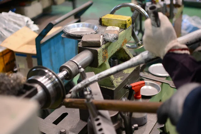 Rubber seal strip extrusion manufacturing in a small Chinese factory