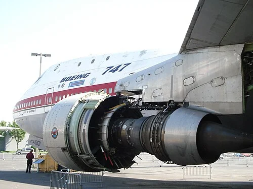 JT9D high-bypass turbofan engine on the Boeing 747 prototype, cowl removed