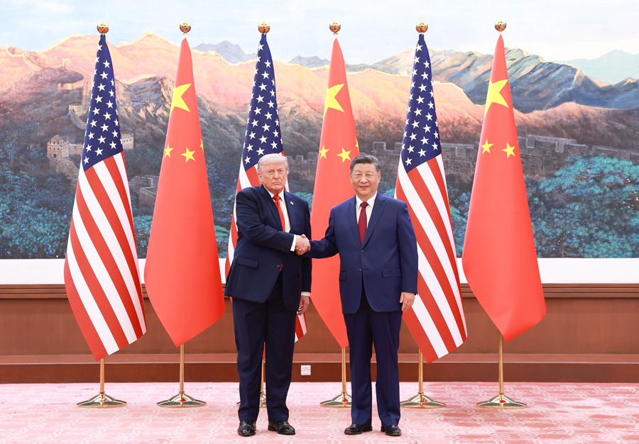习近平与特朗普在人民大会堂握手,2026 年 5 月 14 日