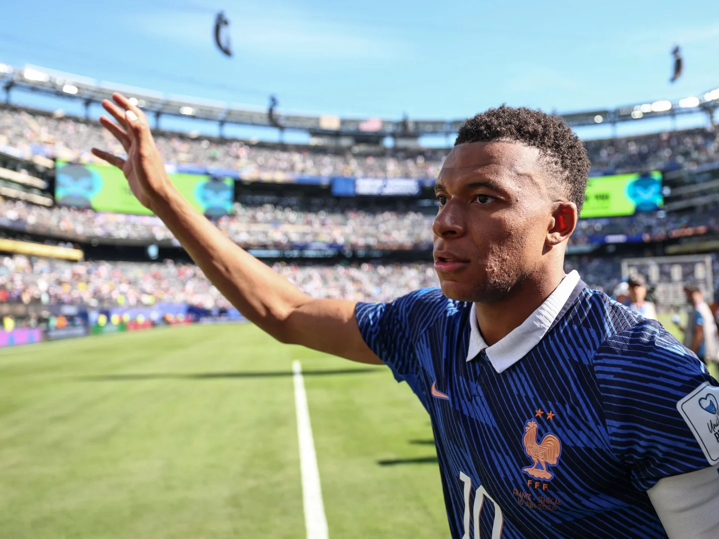 Messi's 200th Cap and Haaland's World Cup Arrival Headline Day 6