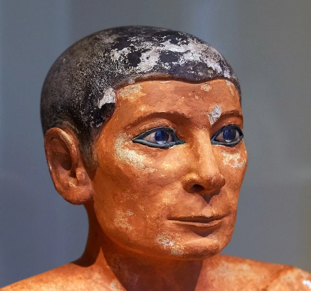 Close-up of the Seated Scribe's face, with inlaid eyes and black painted brows