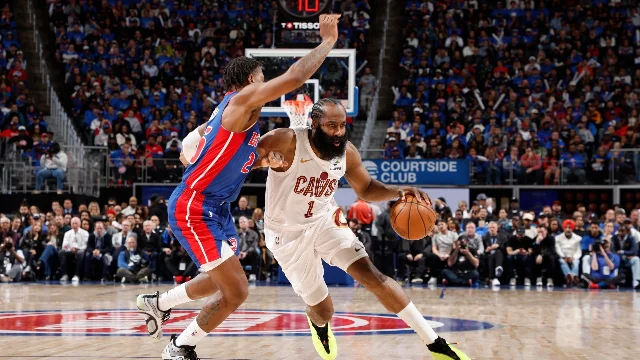 James Harden 在 Game 5 持球突破