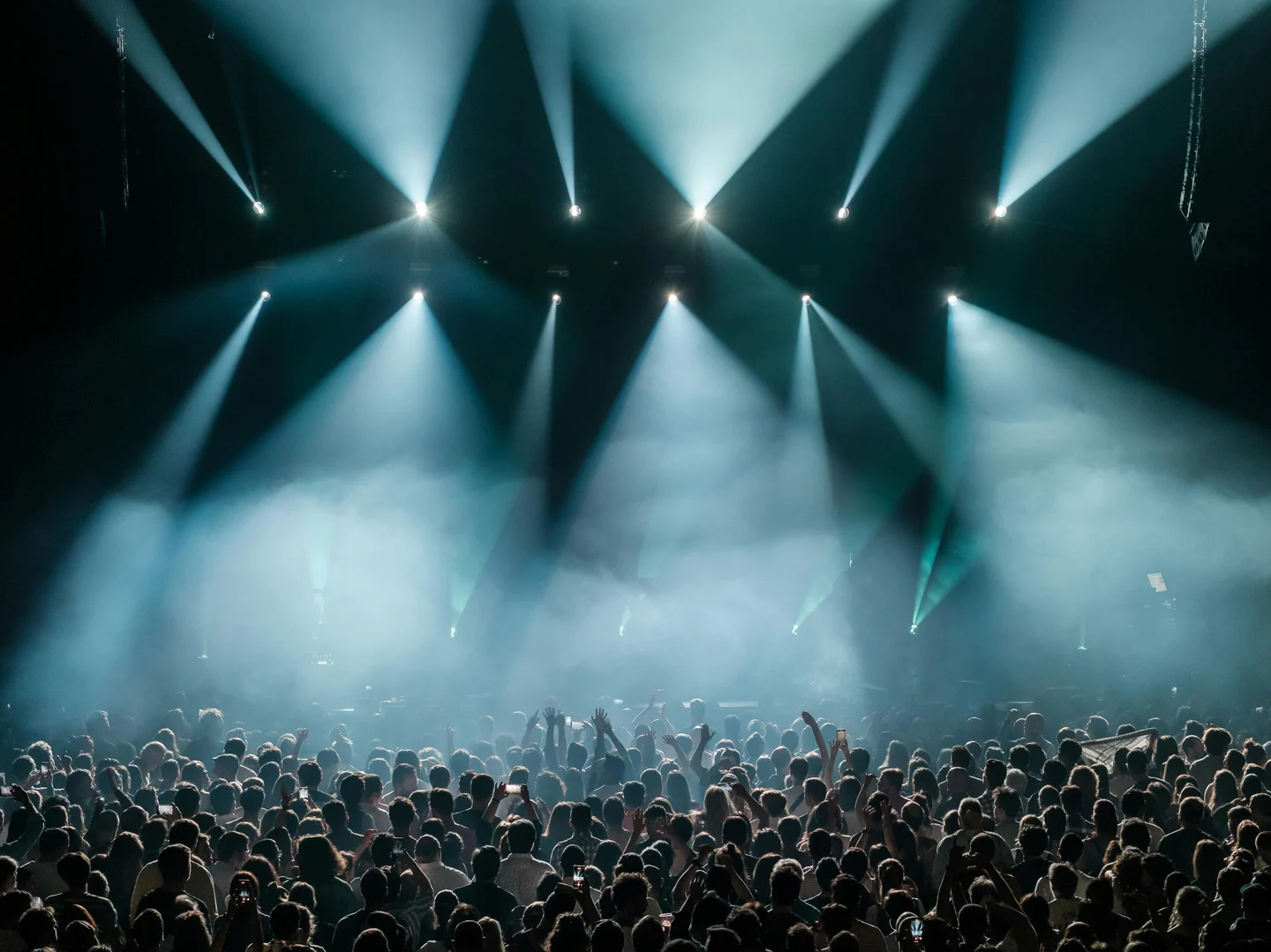 北京演出雷达|Pixies 中国首秀、Suede 大陆首演、Laufey 即将登台——4–7 月开票全览