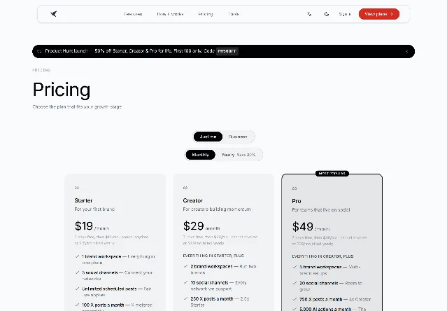 Post.buzz 官网定价页首屏,标题为 Pricing,下方是 Monthly 与 Yearly 两个选项,三张并排的方案卡分别是 Starter 19 美元、Creator 29 美元和标注 MOST POPULAR 的 Pro 49 美元,每张卡下写着 7 天免费试用与年付价格,以及品牌工作区、社媒渠道和每月 X 发帖数等条目