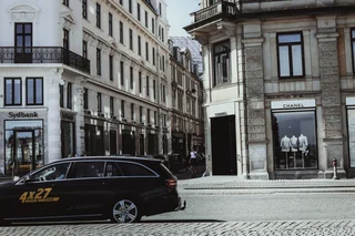 The overnight expiry cliff didn't happen — Saks and Neiman codes are still live