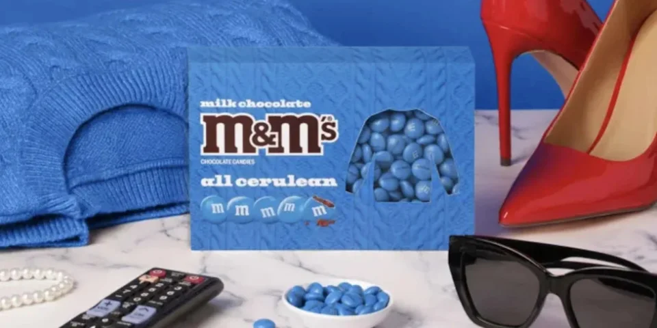 全球品牌营销创意日报|Adidas押注Chalamet、教皇脚踩Nike、M&M's Cerulean秒空,世界杯战役已经打响